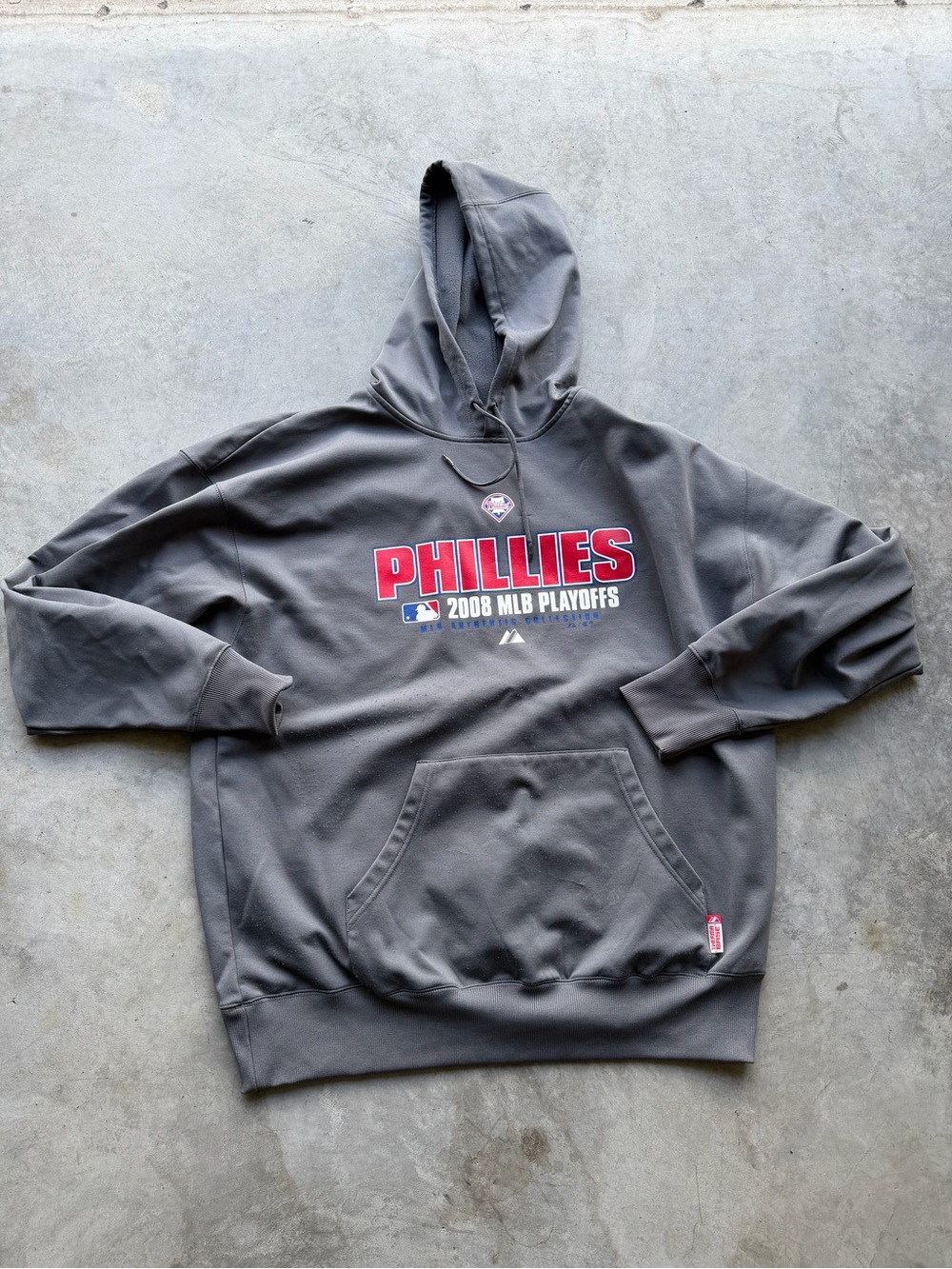 Men’s XXL Majestic Philadelphia Phillies Hoodie